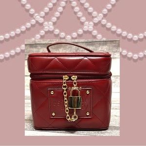 Essential Beauty Makeup Bag 💄